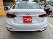 Bán xe Hyundai Accent đời 2019, màu trắng