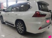 Bán xe Lexus LX 570 sản xuất 2016, màu trắng, nhập khẩu