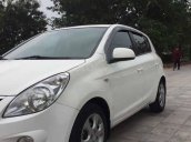 Bán Hyundai i20 1.4 AT năm 2010, màu trắng, xe nhập xe gia đình giá cạnh tranh