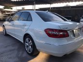 Cần bán xe Mercedes E250 AMG đời 2012, màu trắng