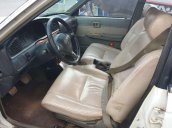 Bán Nissan Elgrand sản xuất 1984, màu trắng, xe nhập, đồng sơn zin