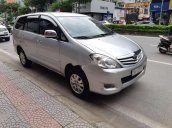 Cần bán lại xe Toyota Innova G sản xuất năm 2010, màu bạc, số sàn, 325 triệu