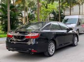 Cần bán gấp Toyota Camry 2.5 Q sản xuất 2018, màu đen