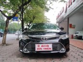 Toyota Camry 2.0E sx 2016, màu đen