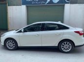 Bán Ford Focus Titanium 2.0 AT sản xuất năm 2013, màu trắng  