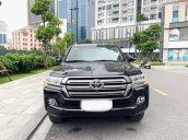 Bán Toyota Land Cruiser Vx sản xuất năm 2016, màu đen