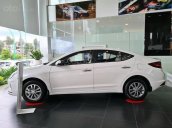 Elantra giá hót nhất năm + 50% TTB