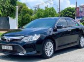 Bán Toyota Camry 2.5G năm sản xuất 2016, màu đen  