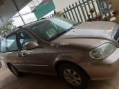 Cần bán Kia Carnival sản xuất năm 2005, xe còn đẹp