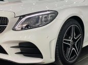 Mercedes C300 AMG 2020, màu trắng, nhập khẩu