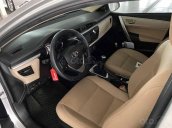 Bán Toyota Corolla Altis năm 2017, màu bạc số sàn