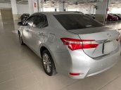 Cần bán Toyota Corolla Altis sản xuất năm 2017 số sàn