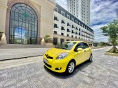 Bán Toyota Yaris đời 2009, màu vàng, nhập khẩu còn mới giá cạnh tranh