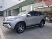 Cần. Bán xe Toyota Fortuner 2.4G diesel MT 2017 bạc, BS đẹp HCM - Xe chất giá tốt chính hãng