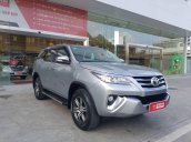 Cần. Bán xe Toyota Fortuner 2.4G diesel MT 2017 bạc, BS đẹp HCM - Xe chất giá tốt chính hãng