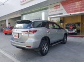 Cần. Bán xe Toyota Fortuner 2.4G diesel MT 2017 bạc, BS đẹp HCM - Xe chất giá tốt chính hãng