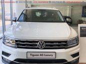 LH ngay để nhận ưu đãi 120tr xe Tiguan Luxury + 1 năm bảo hiểm thân xe, dán phim phủ Nano xe, giao xe ngay tận nhà