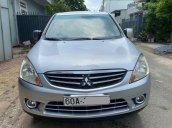 Cần bán gấp Mitsubishi Zinger sản xuất 2008, màu bạc, 251 triệu