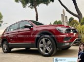 Tiguan Luxury S màu đỏ - Phiên bản Offroad cao cấp nhất - SUV 7 chỗ nhập khẩu giá cực tốt tháng 9/2020