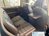  Khuyến mãi đặc biệt xe Tiguan Luxury màu xanh rêu màu độc hiếm có - Giao ngay 