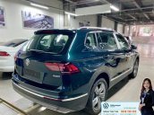  Khuyến mãi đặc biệt xe Tiguan Luxury màu xanh rêu màu độc hiếm có - Giao ngay 