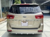 Kia Sedona sản xuất 2018 mẫu mới, xe máy dầu số tự động bản cao cấp