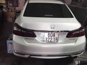 Cần bán lại xe Honda Accord năm sản xuất 2017, màu trắng, nhập khẩu  