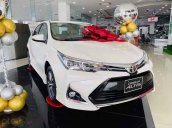 Bán ô tô Toyota Corolla Altis 1.8E AT năm 2020, màu trắng, giá chỉ 733 triệu