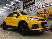 Bán Chevrolet Trax năm sản xuất 2017, màu vàng, nhập khẩu 