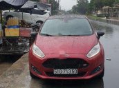 Cần bán gấp Ford Fiesta sản xuất 2018, màu đỏ