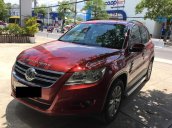 Cần bán Volkswagen Tiguan đời 2011