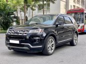 Ford Explorer màu đen đẳng cấp 1.920 tỷ