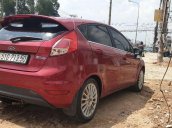 Cần bán gấp Ford Fiesta sản xuất 2018, màu đỏ