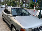 Cần bán lại xe Mazda 323 đời 1995, màu bạc, nhập khẩu