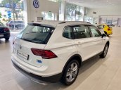 Volkswagen Tiguan Luxury màu trắng 7 chỗ nhập khẩu - Khuyến mãi lên đến hơn 70% trước bạ - Ms Thư