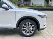 Mazda CX8 ưu đãi giảm 200 triệu + bảo hiểm vật chất xe