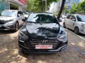 Bán Hyundai Elantra năm sản xuất 2018, màu đen 