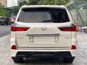 Bán xe Lexus LX 570 năm sản xuất 2016, màu trắng, xe nhập