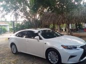 Bán Lexus ES 250 đời 2016, màu trắng, nhập khẩu còn mới