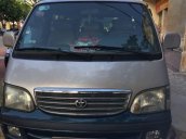 Xe Toyota Hiace đời 2002, màu xám