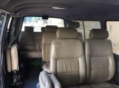 Xe Toyota Hiace đời 2002, màu xám