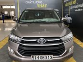 Bán xe Toyota Innova E 2.0MT đời 2019, màu xám còn mới giá cạnh tranh