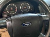 Cần bán Ford Mondeo 2.0 AT sản xuất 2005, màu đen còn mới 