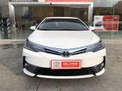 Cần bán xe Toyota Altis 2.0V 2017, màu trắng công ty. XHĐ đi 22.000km - xe chất giá tốt