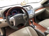 Bán gấp Toyota Camry đời 2011, màu đen, nhập khẩu nguyên chiếc