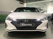 Hyundai Elantra 1.6 AT ưu đãi cực lớn + giảm ngay 50% thuế trước bạ + quà tặng hấp dẫn