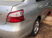 Cần bán lại xe Toyota Vios 1.5E năm sản xuất 2009, màu bạc  