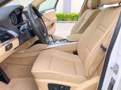 Cần bán gấp BMW X6 năm 2013, màu trắng, nhập khẩu còn mới