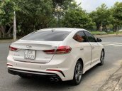 Bán xe Hyundai Elantra năm 2018 giá tốt