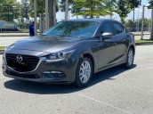 Cần bán xe Mazda 3 năm sản xuất 2020, màu xám, siêu lướt